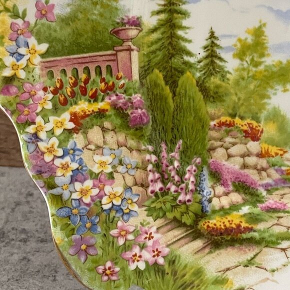 Vintage Royal Albert Kentish Rockery Square Handled Cake Plate 10" England - Picture 2 of 7